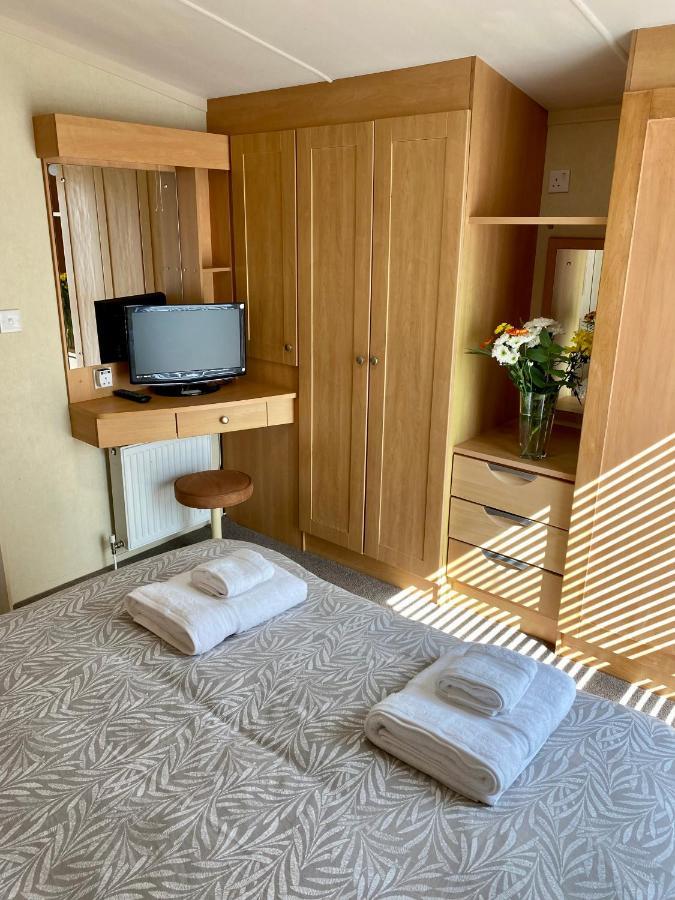 Earls View Caravan Campsite Carna